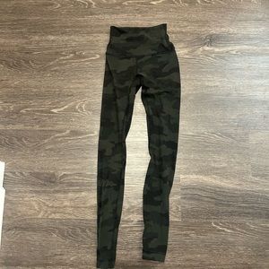 Lululemon Align 28 inch legging in Camo
